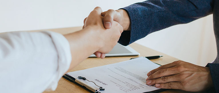 مهاجرت کاری به آمریکا – شرایط و  مدارک مورد نیاز + راهنمای قدم به قدم برای اقدام به مهاجرت کاری به آمریکا